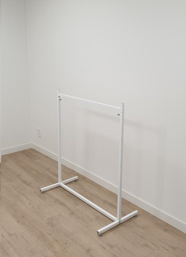 Kledingrek design 98 x 123-187cm verstelbaar wit laag