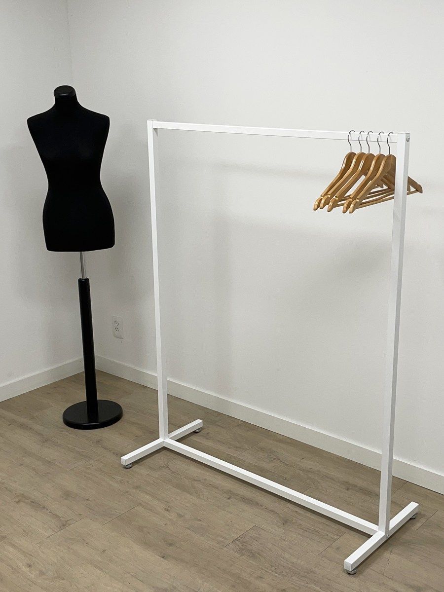 Vooraanzicht kledingrek 120x150cm