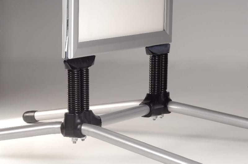 Swingpro Stoepbord A1 (59.4 x 84.1 cm) aluminium detail