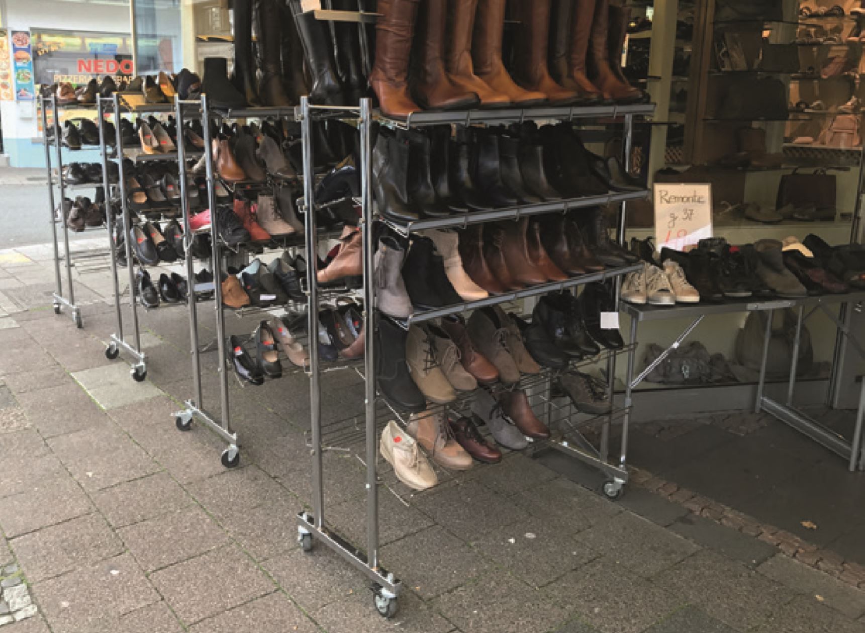 Schoenenrek verrijdbaar dubbel extra groot chroom
